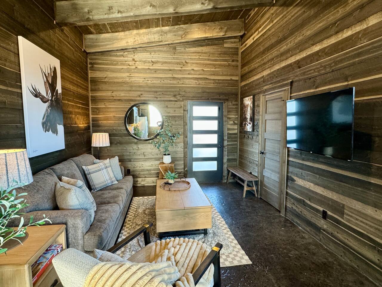 Pinion Pine Chalet #10 + Walking distance to river
