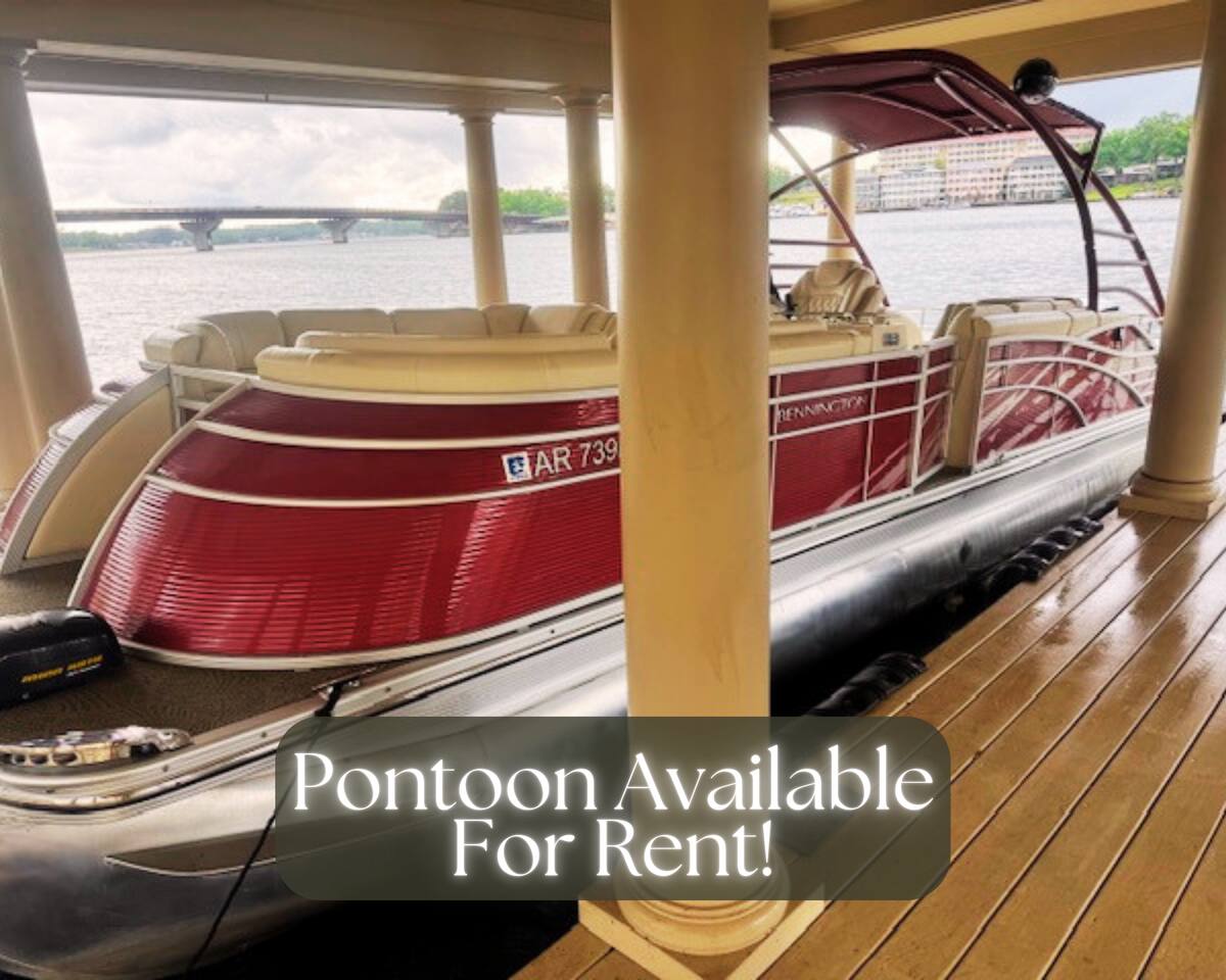 "Chef's Retreat @ 604 Bayshore" | Luxury Lakefront Home On Lake Hamilton*Private Pool &  Hot Tub*Firepit*Boat Slip*Game Room*Putting Green*Sleeps 26