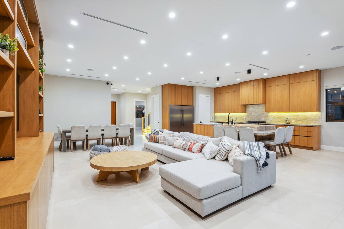 Luxury Riverfront | Beach | 6bd | Pool | Sleeps 16