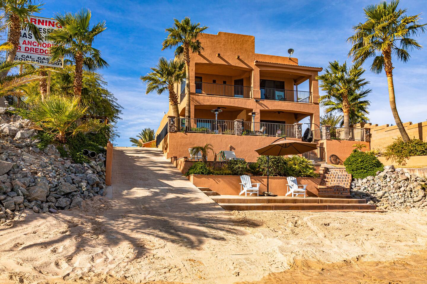 Stunning Villa | Private Beach & Launch | 5bd