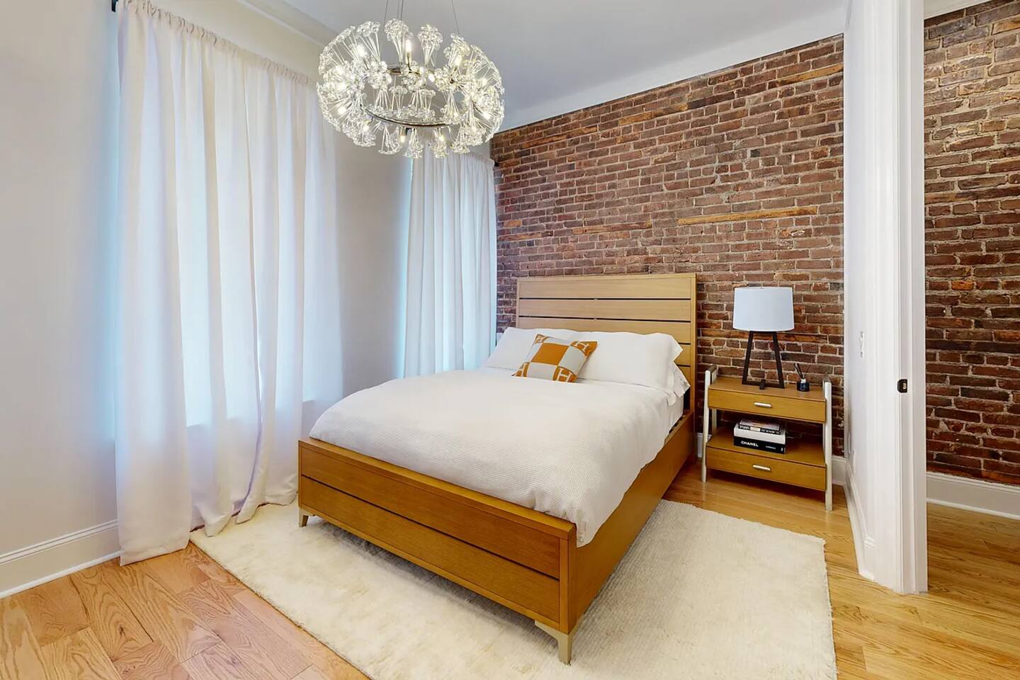 Entire Luxury Townhouse Midtown