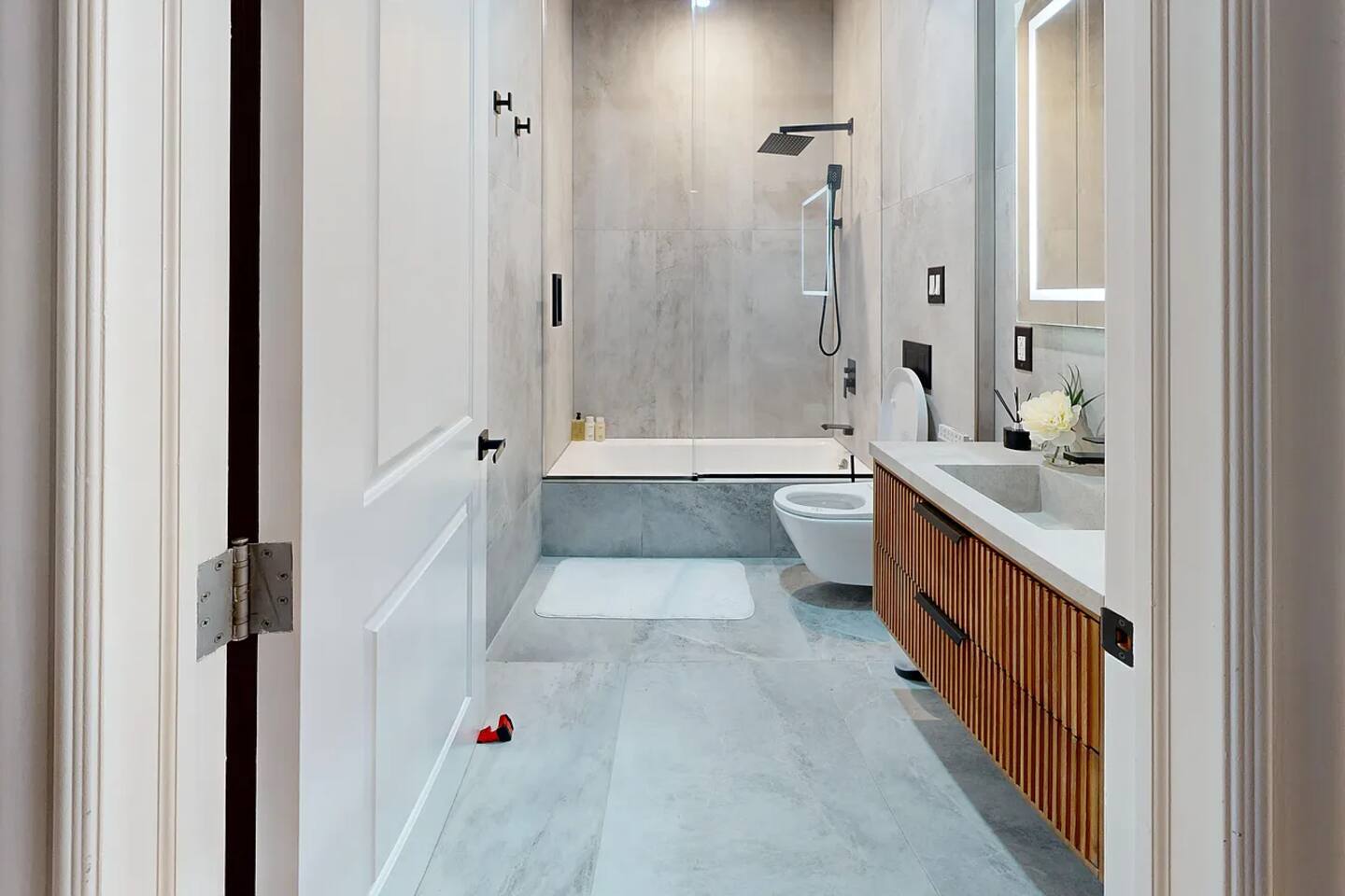 Entire Luxury Townhouse Midtown