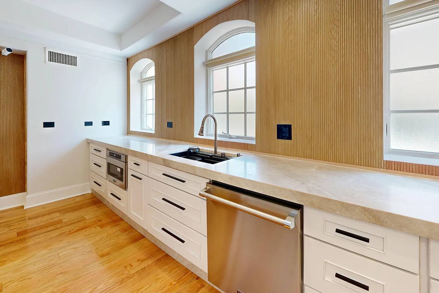 Entire Luxury Townhouse Midtown
