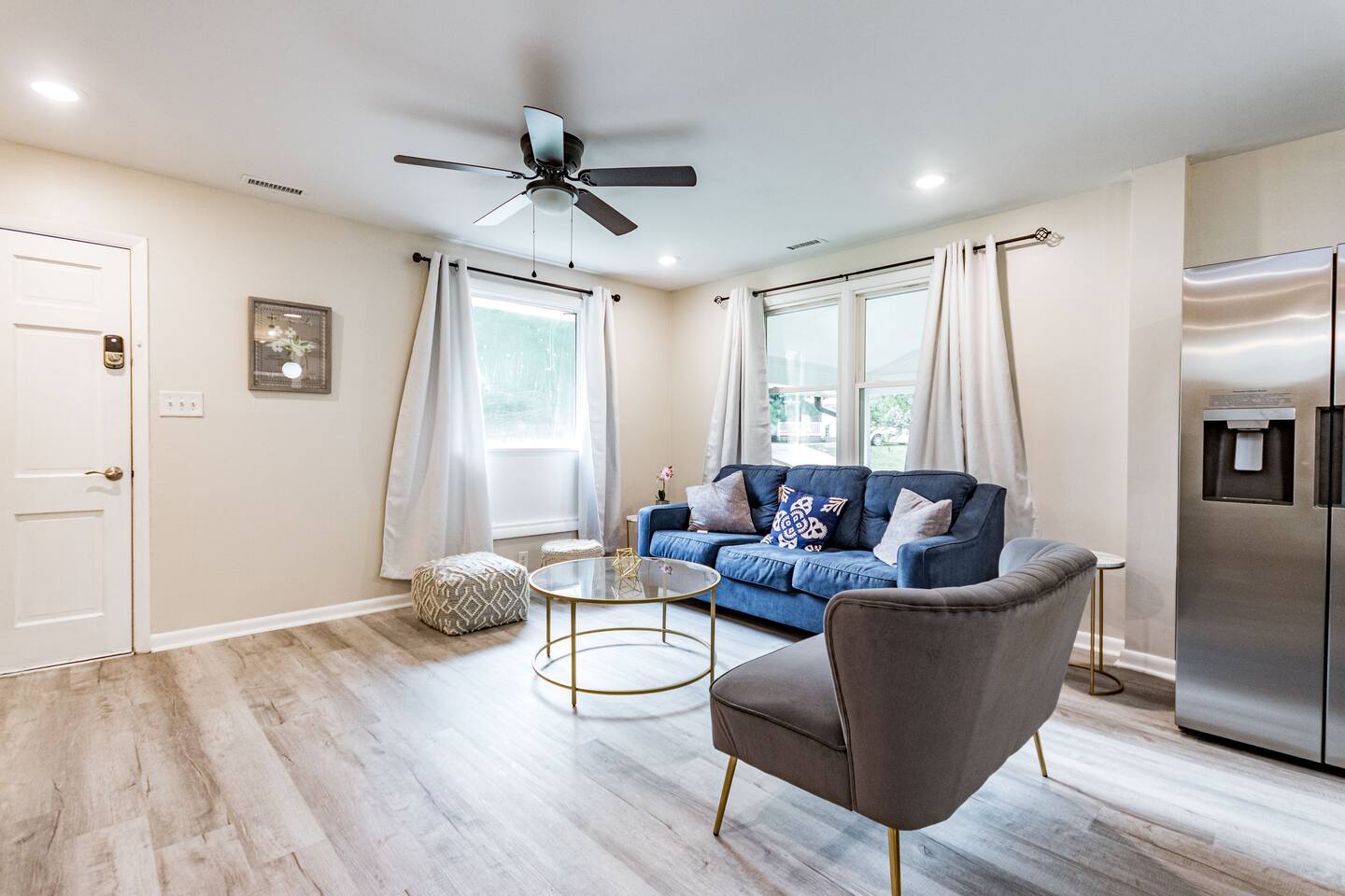Cute ranch with king bed close to dtown Raleigh