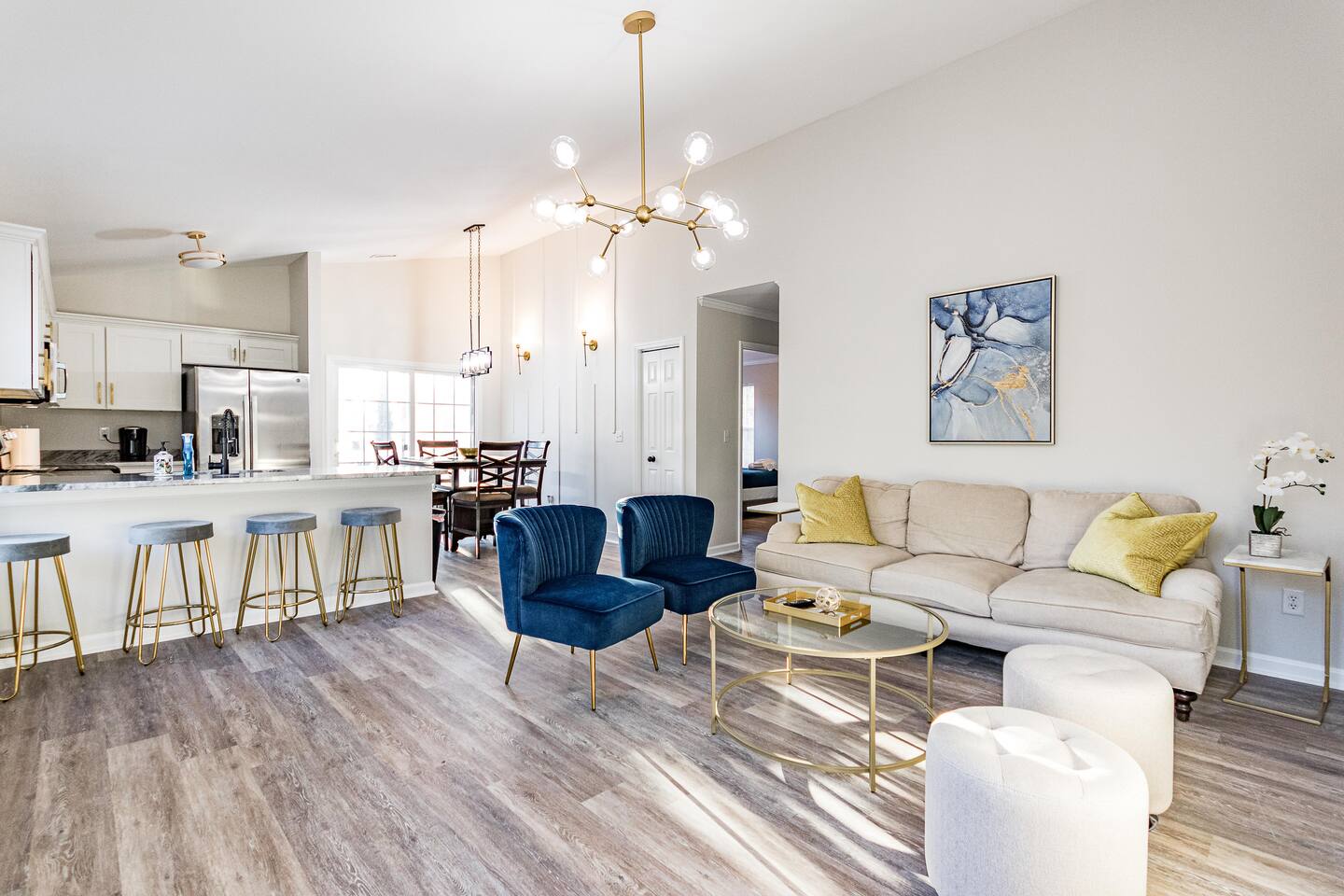 Cozy home 15 from RTP & Dtown - starts at $3.5k/m