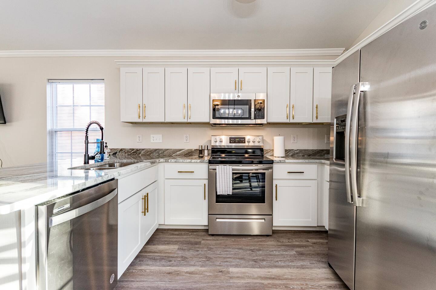 Cozy home 15 from RTP & Dtown - starts at $3.5k/m