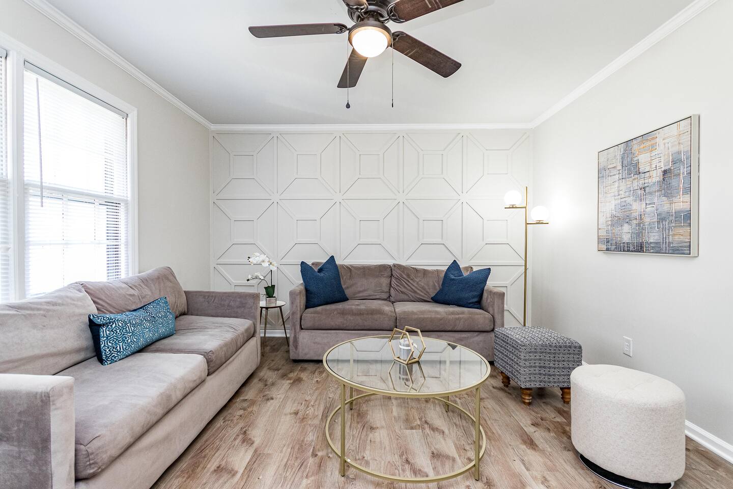 Raleigh house sleeps 10 - starts @ $5.5k/month