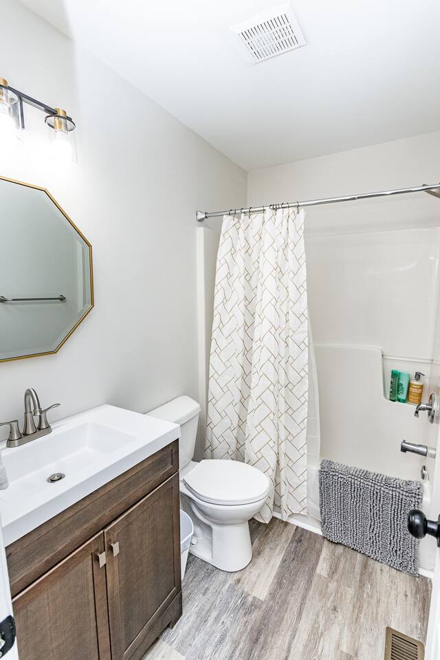 NEW 3 bd house - 5 min from Walnut Amphitheater