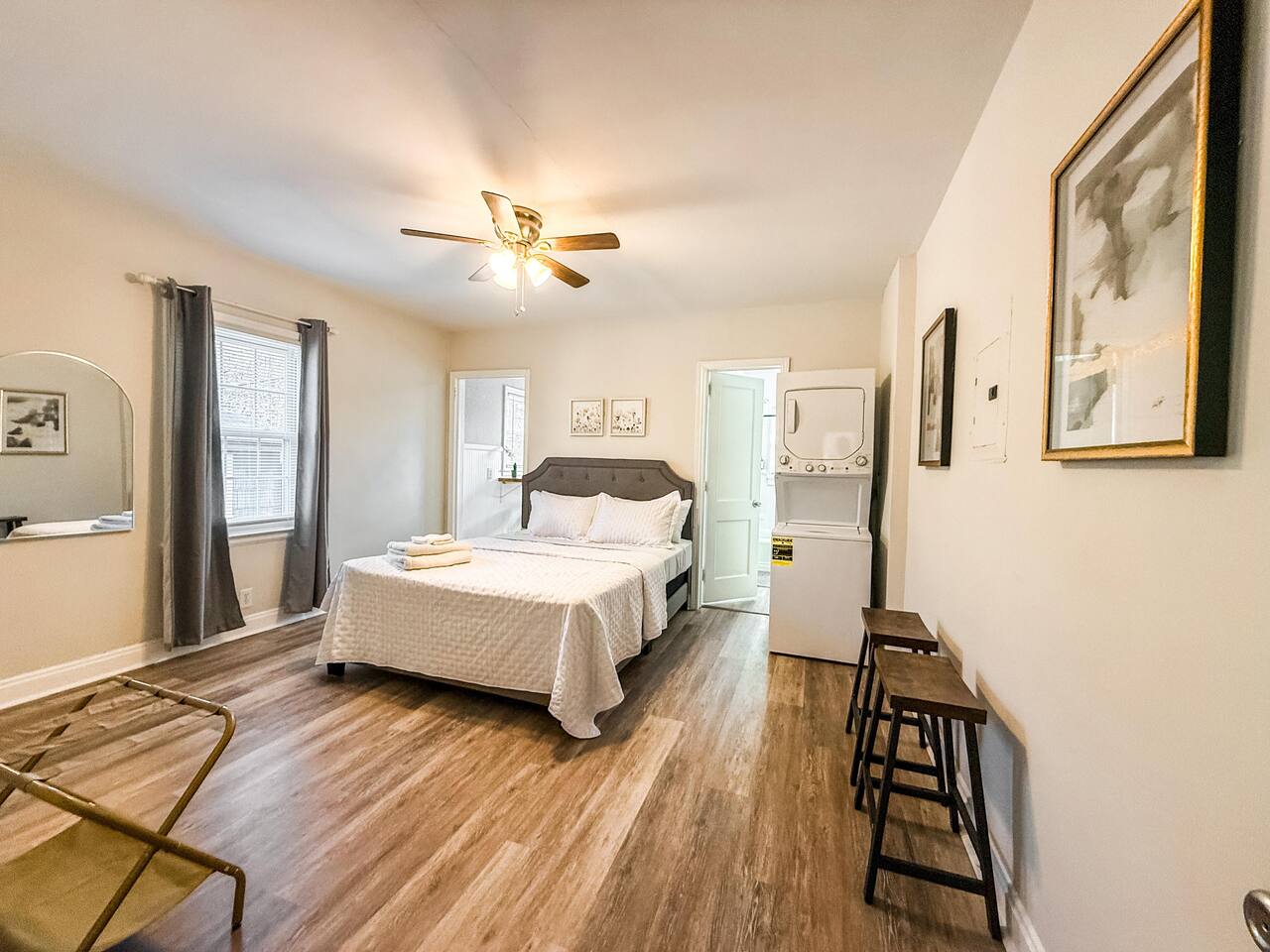 Budget friendly 1 bd apart - starts at $1.8k/m
