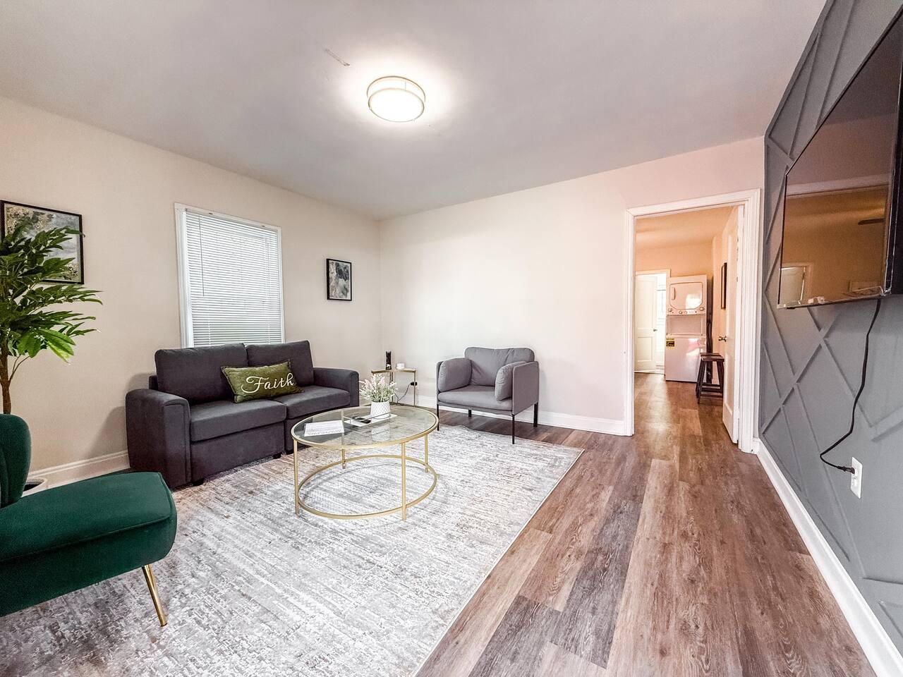 Budget friendly 1 bd apart - starts at $1.8k/m — Durham — vacation rental