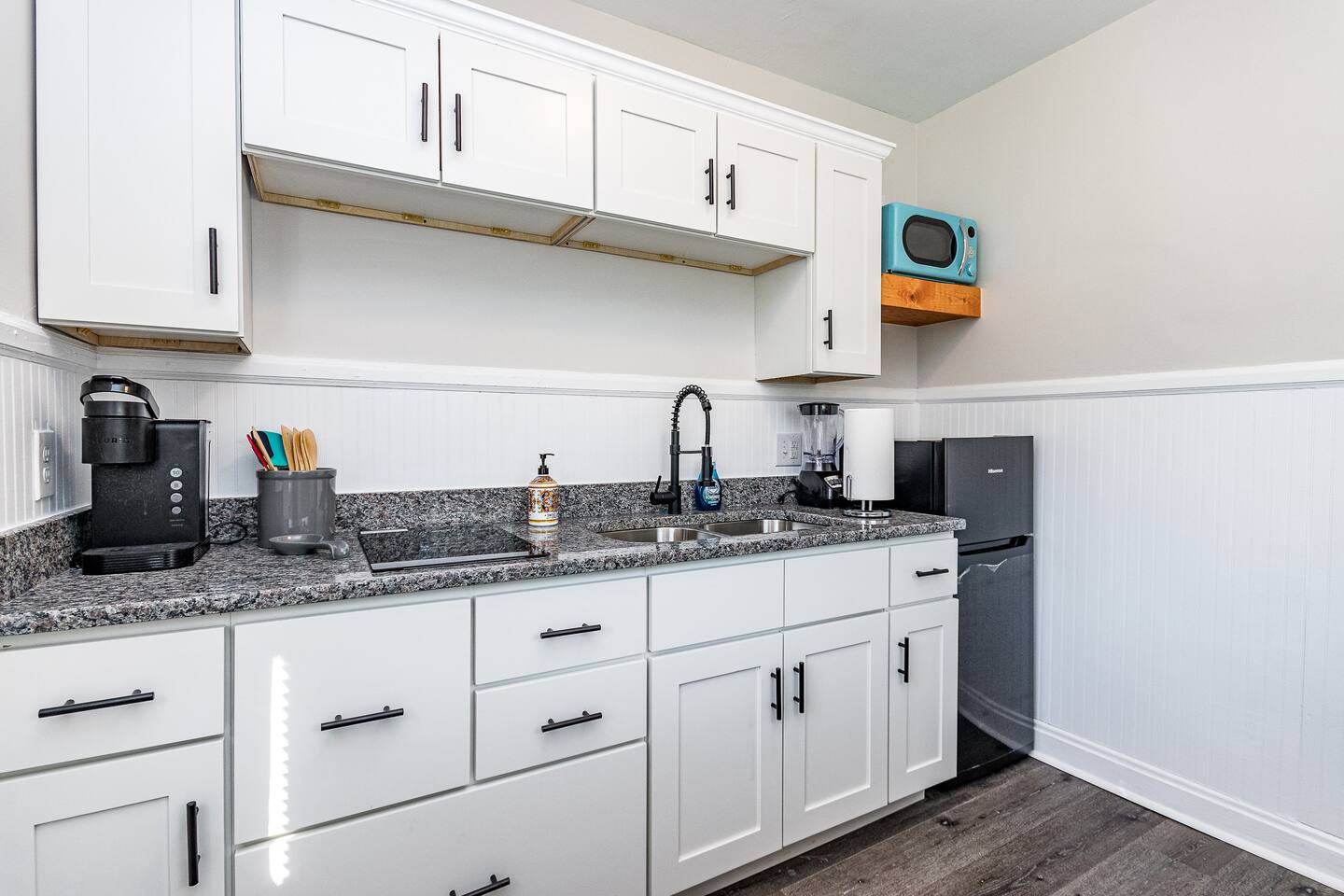 Budget friendly 1 bd apart - starts at $1.8k/m