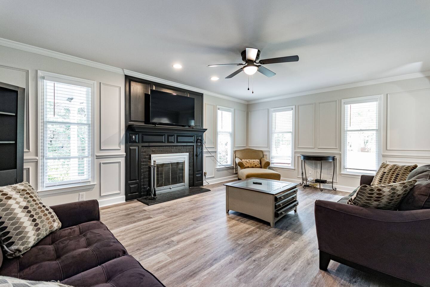 Beautiful recently updated 3bed/ 2 bath ranch