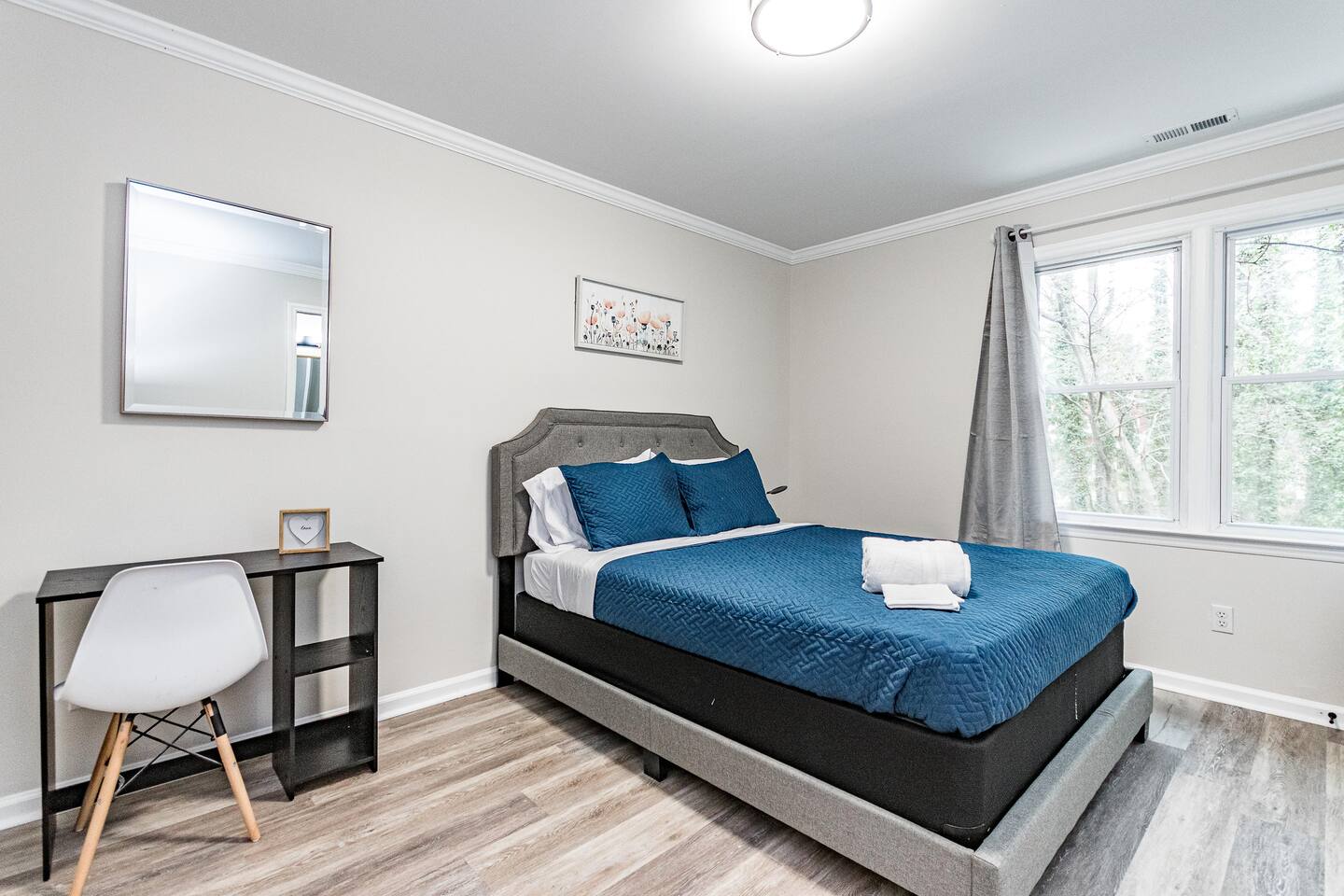 Double en suite townhome close to Wakemed