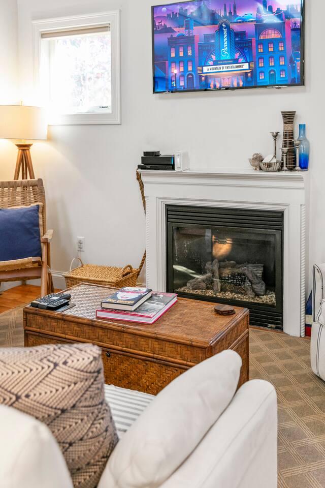 Spacious Ptown Escape | Patio, 2-Car Parking, AC