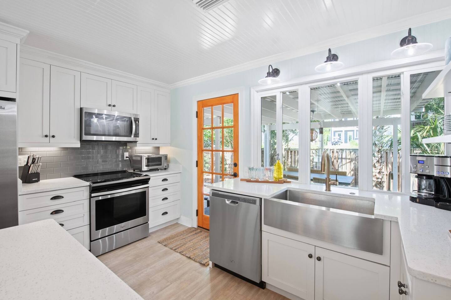 NEW Golf Cart+Private Hot Tub! 3BR Beach Bungalow