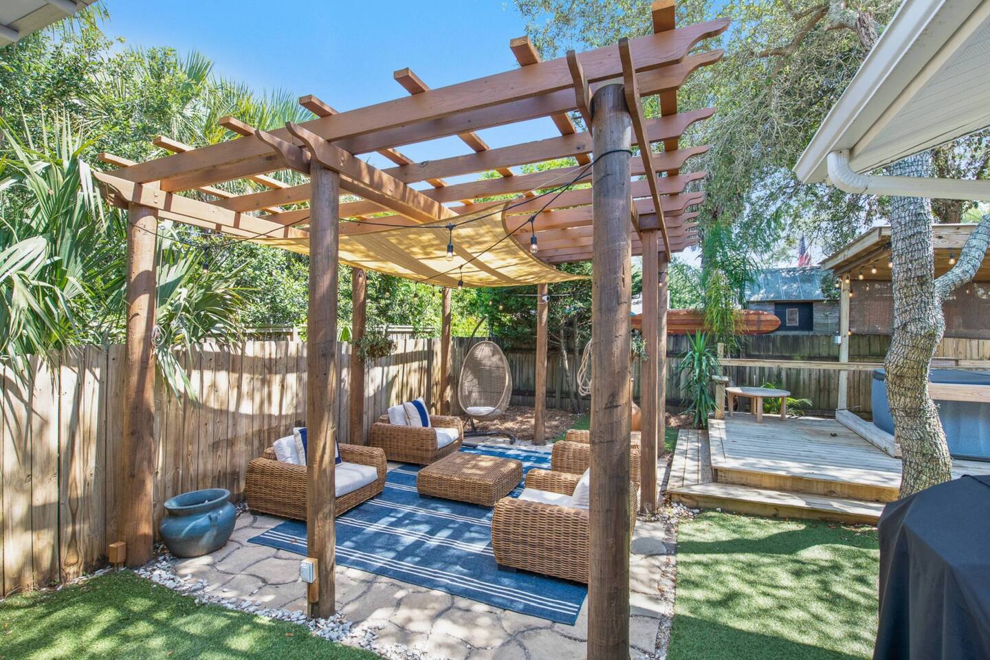 NEW Golf Cart+Private Hot Tub! 3BR Beach Bungalow — Santa Rosa Beach — vacation rental