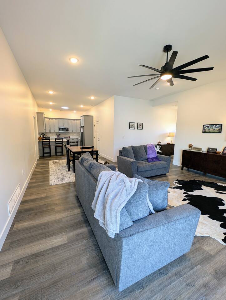 Close to park! 3bd/2ba