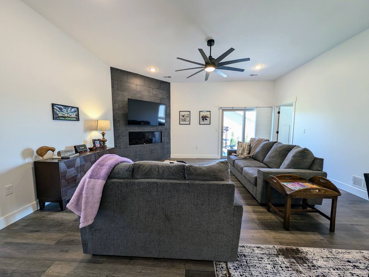 Close to park! 3bd/2ba