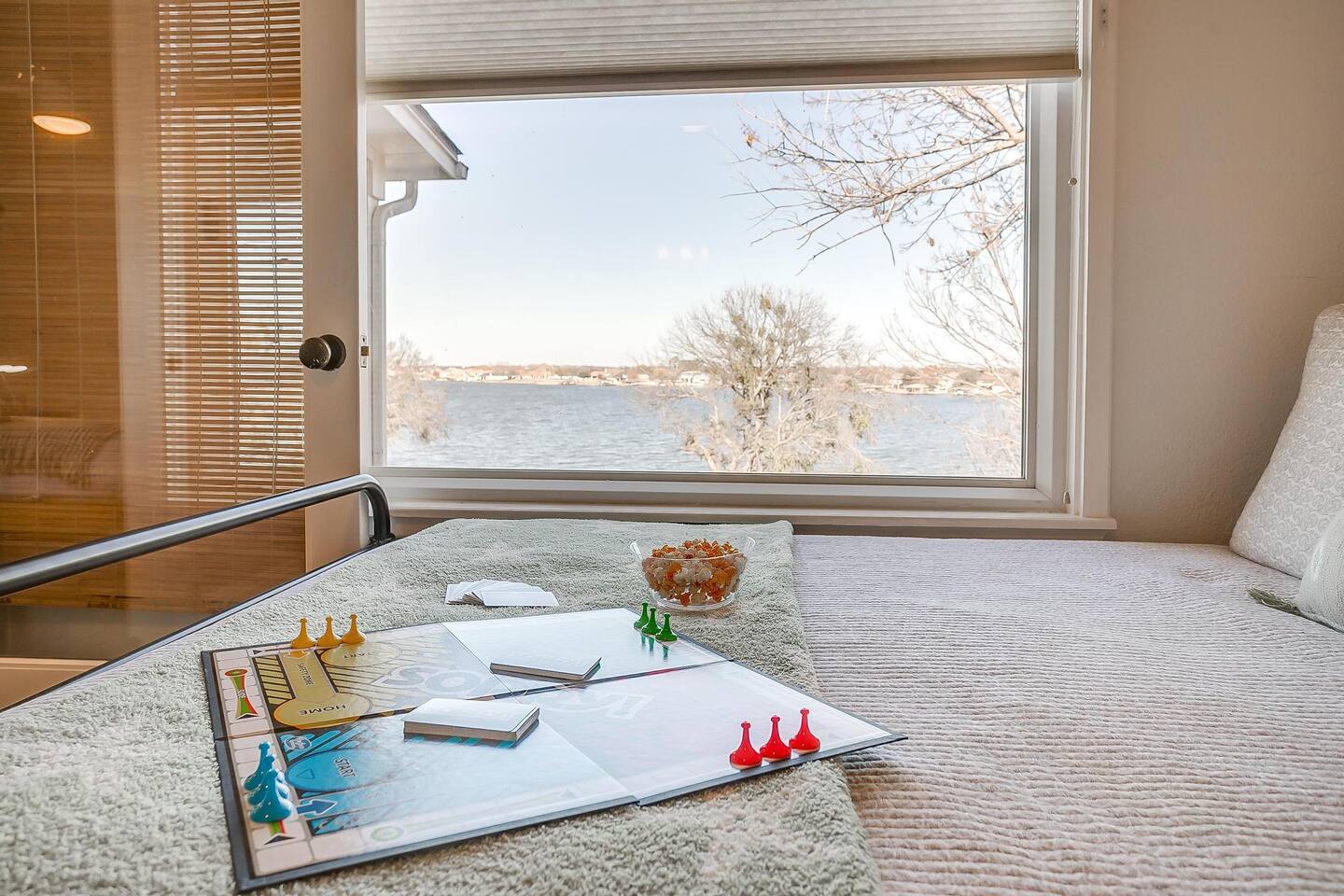 3BR Home w/ Pool, Fire Pit & BIG Lake View