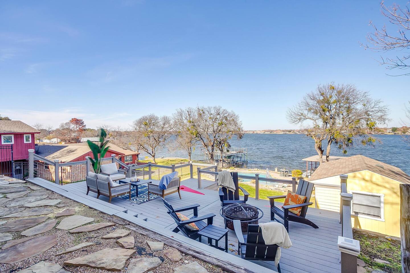3BR Home w/ Pool, Fire Pit & BIG Lake View