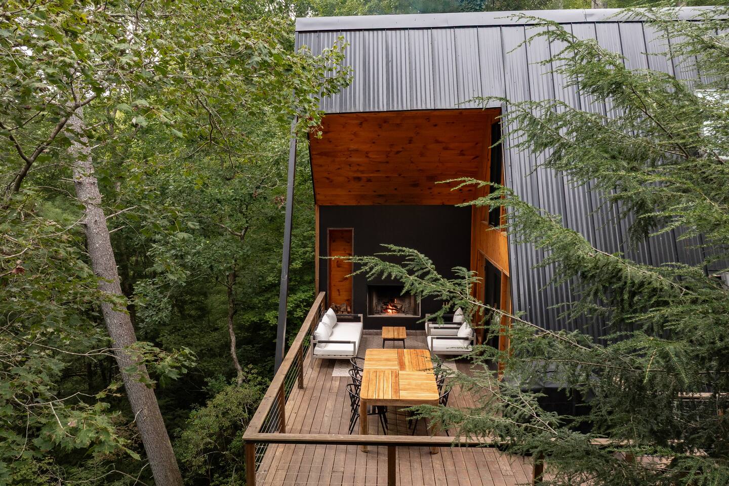 Blue Ridge Triangle: Reimagined A-Frame w/ Hot Tub