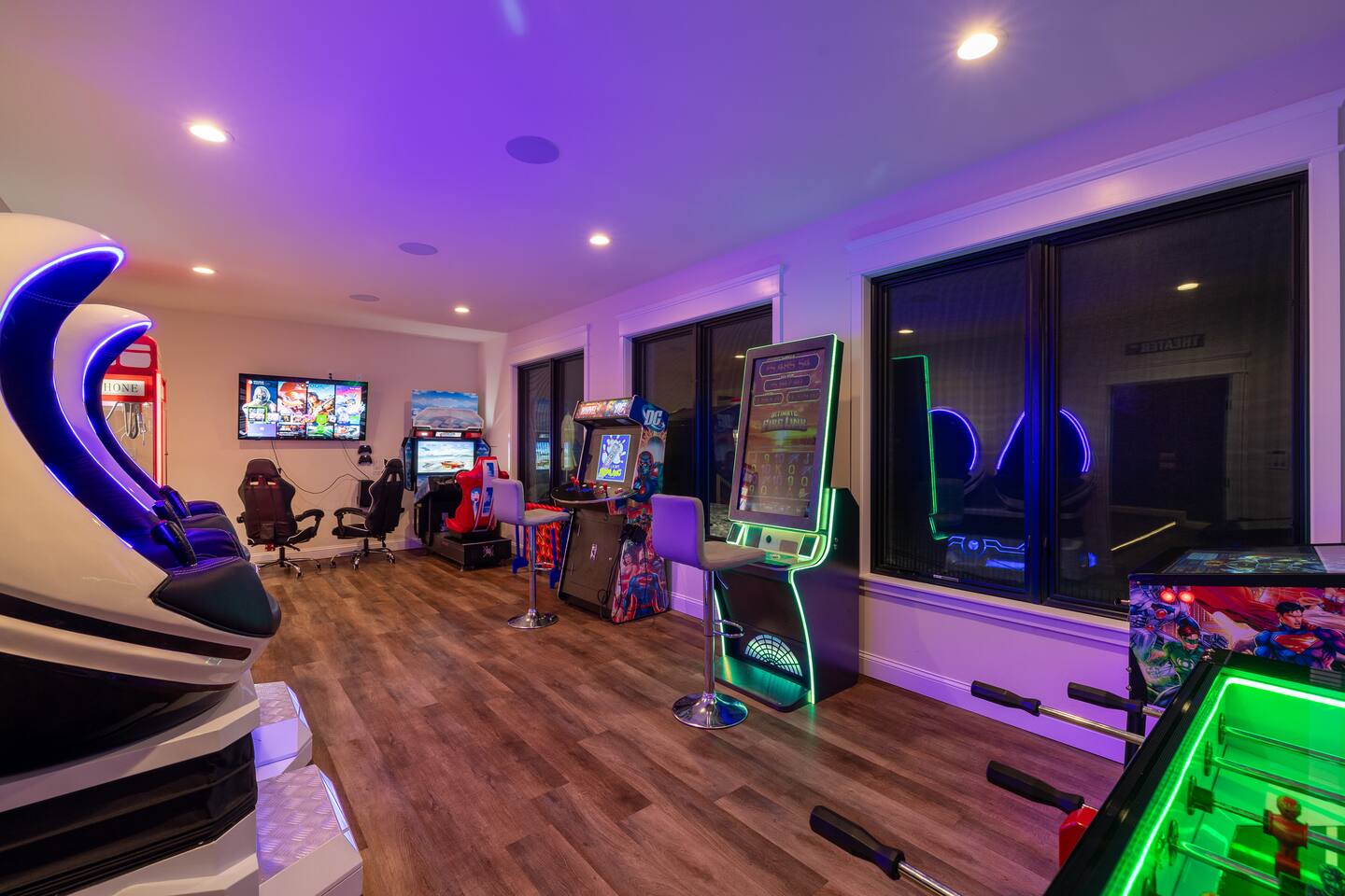 Indoor Pool/Arcade/Theater/HotTub/Pickleball/Trail - Holiday Home