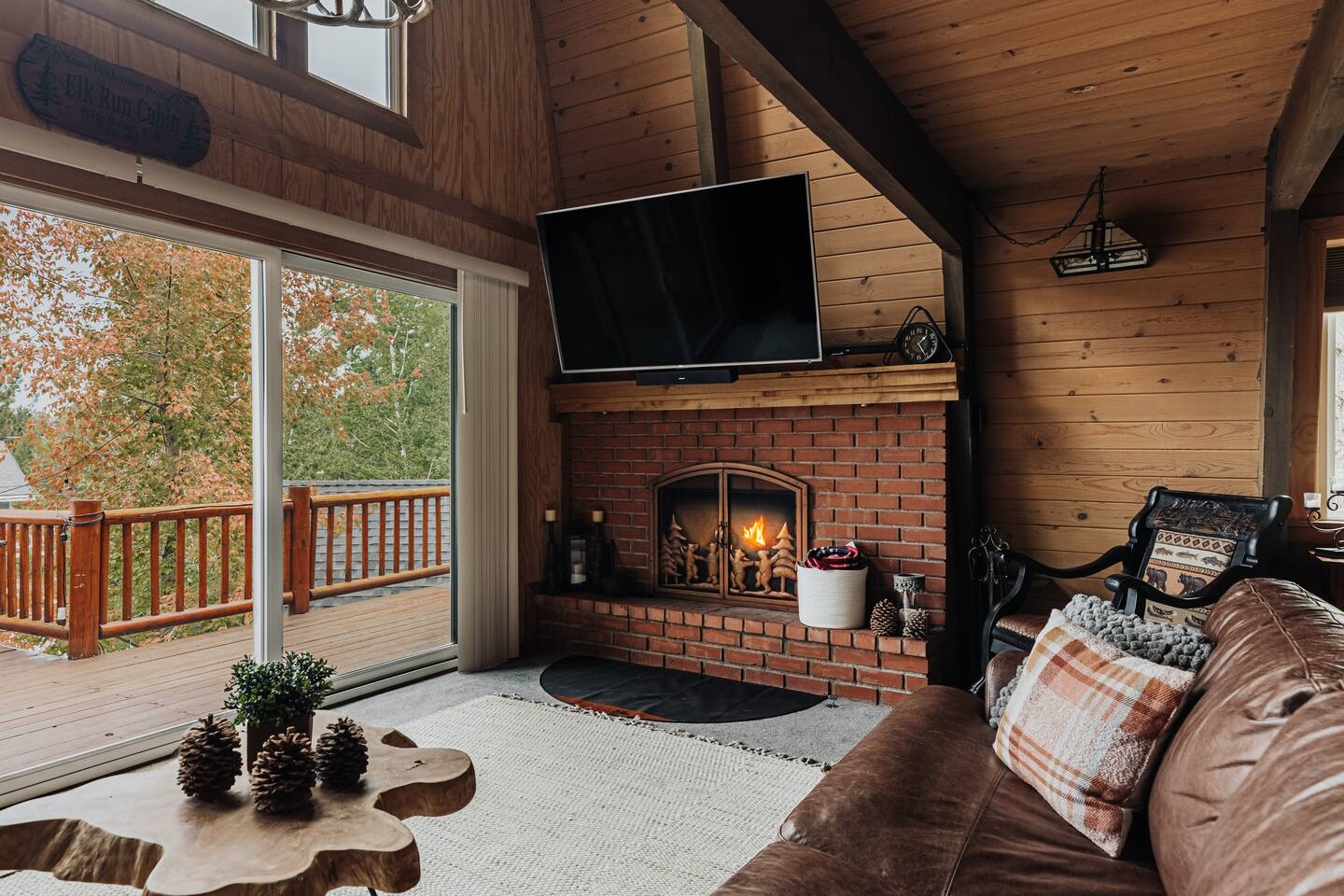 A serene mountain experience at Elk Run cabin
