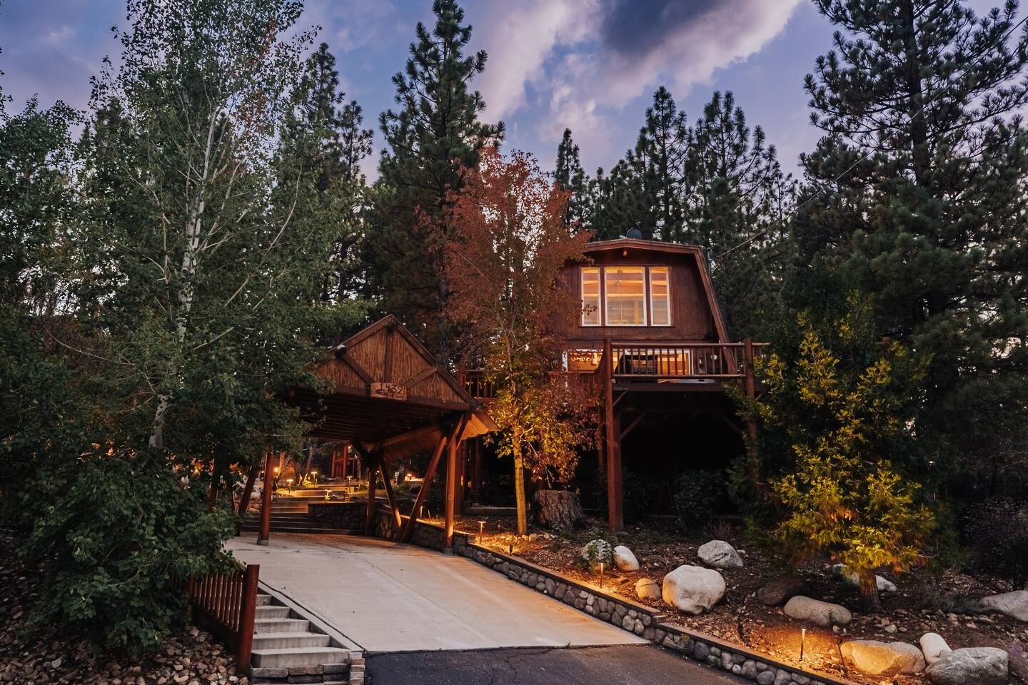 A serene mountain experience at Elk Run cabin