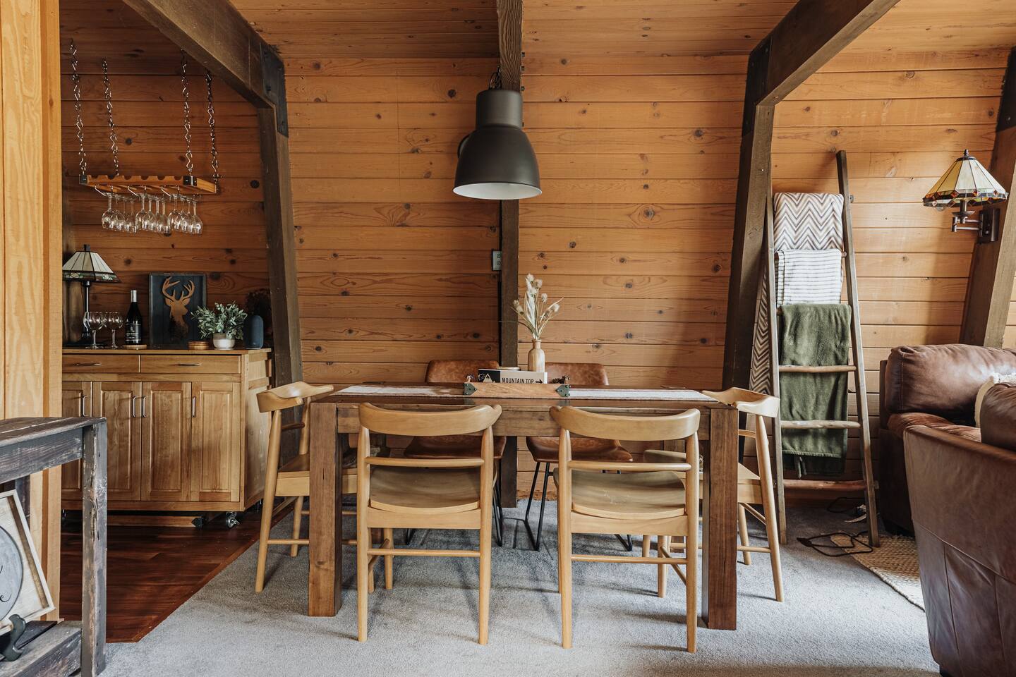 A serene mountain experience at Elk Run cabin