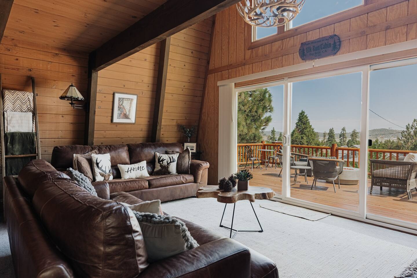 A serene mountain experience at Elk Run cabin