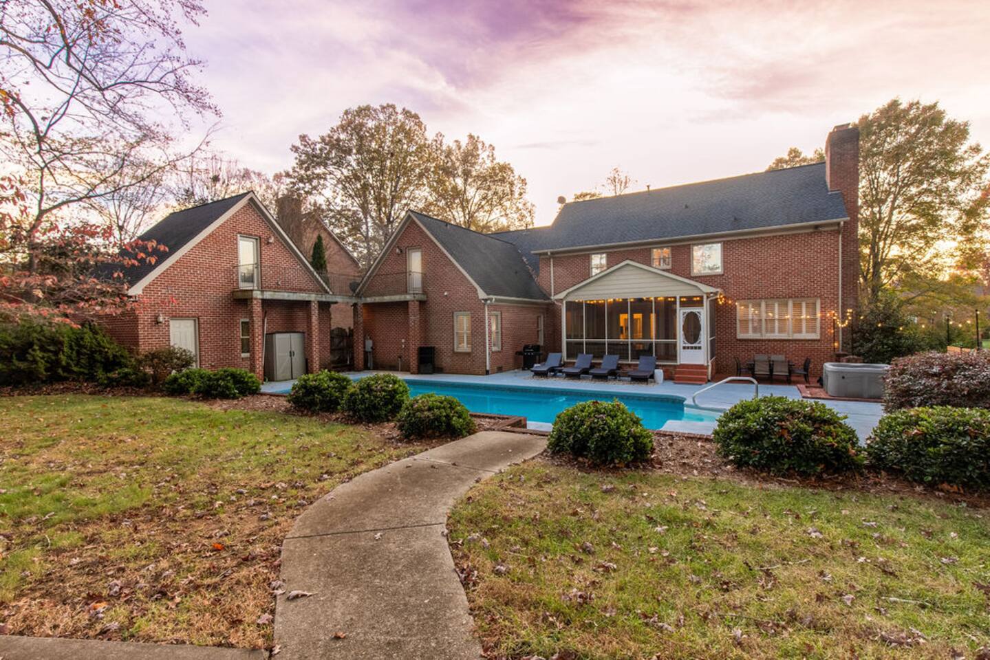 HotTub; Game Room; Gym; Pool Opens April14;