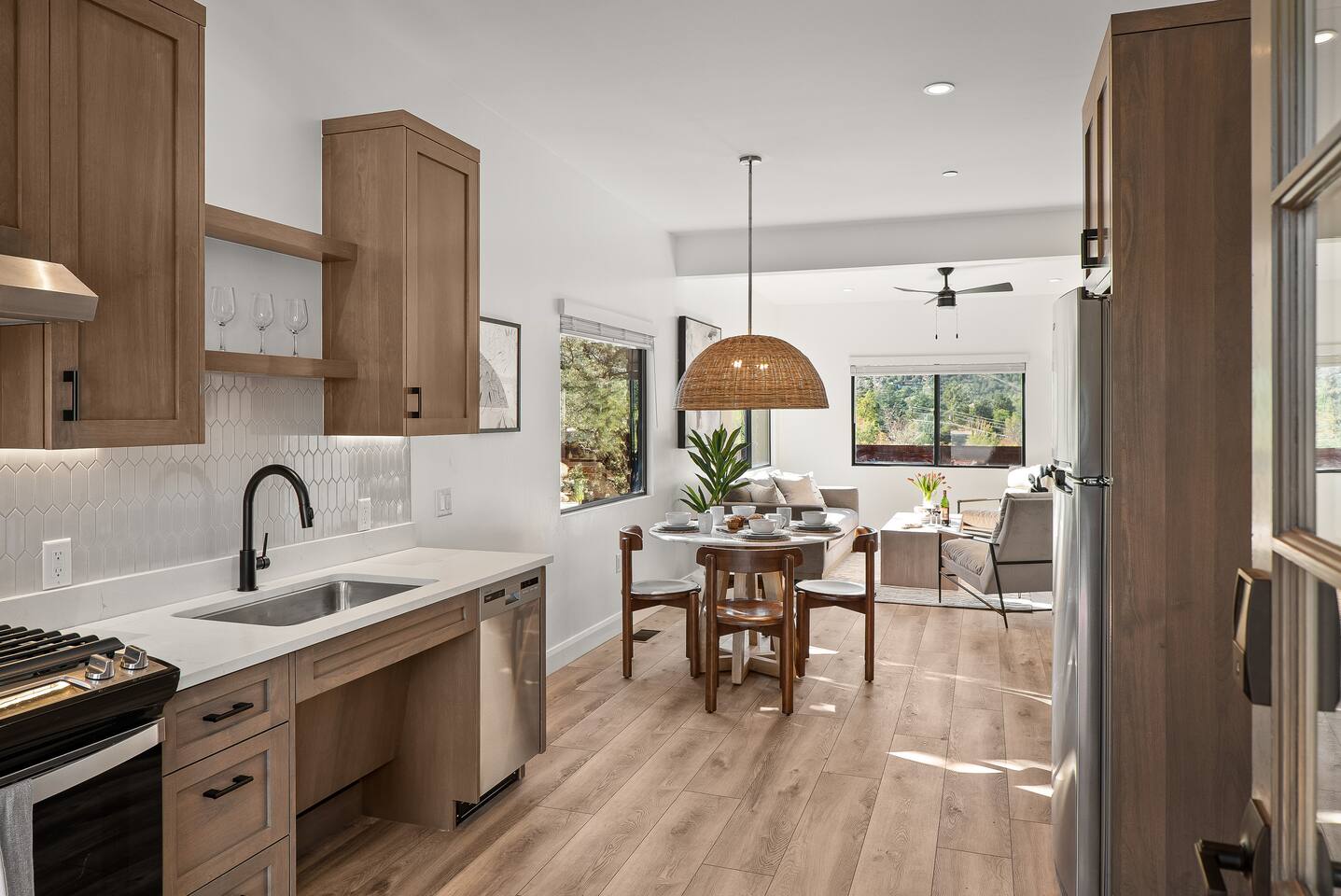 Quartz Villa 2-BR/Bath with enclosed Patio/Hot Tub