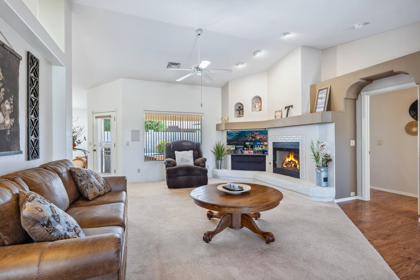 3 Bd | Block from Golf Course | Boat Parking
