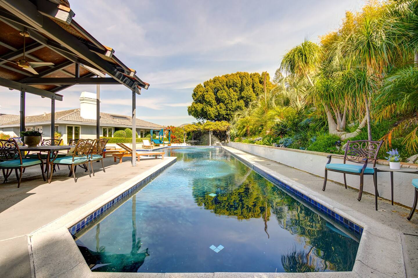 Luxury Modern Chateau near wineries & beaches