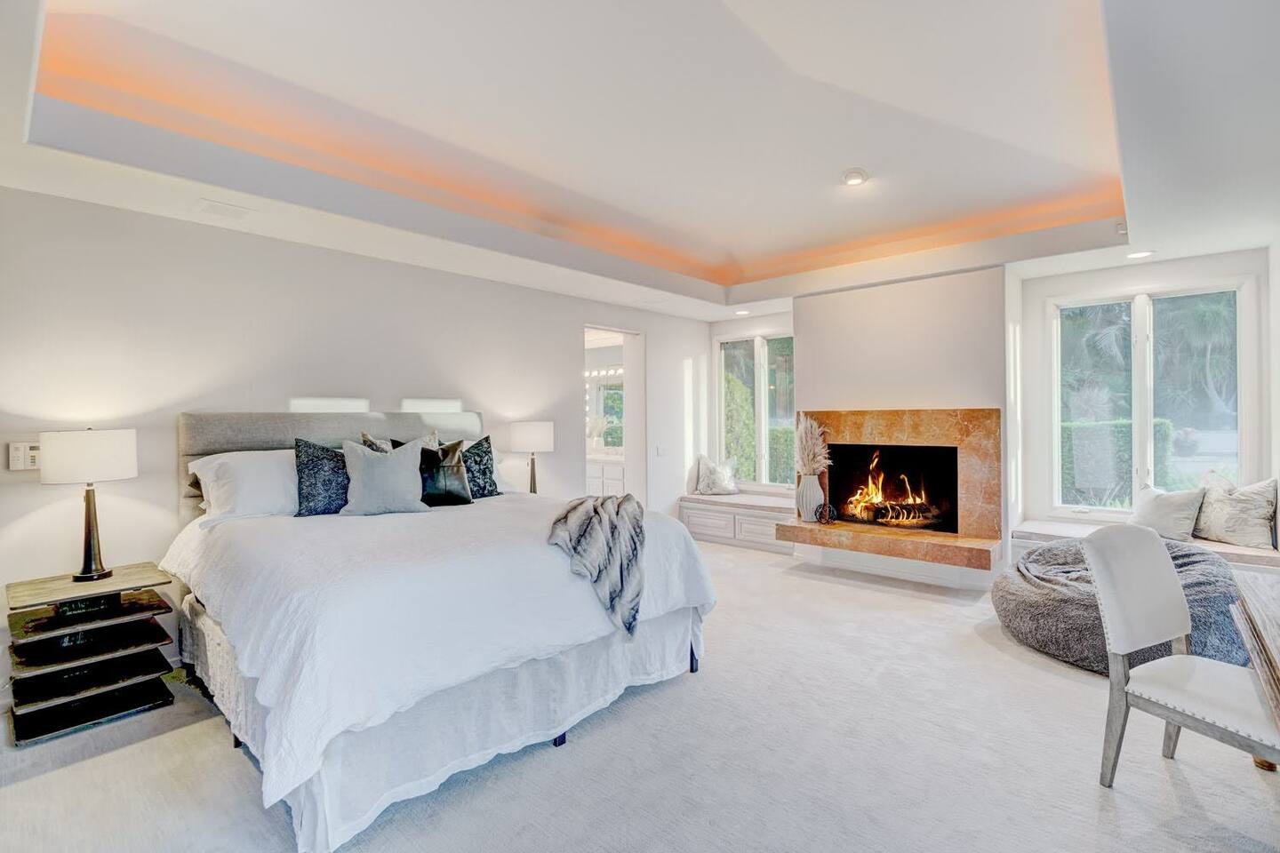Luxury Modern Chateau near wineries & beaches