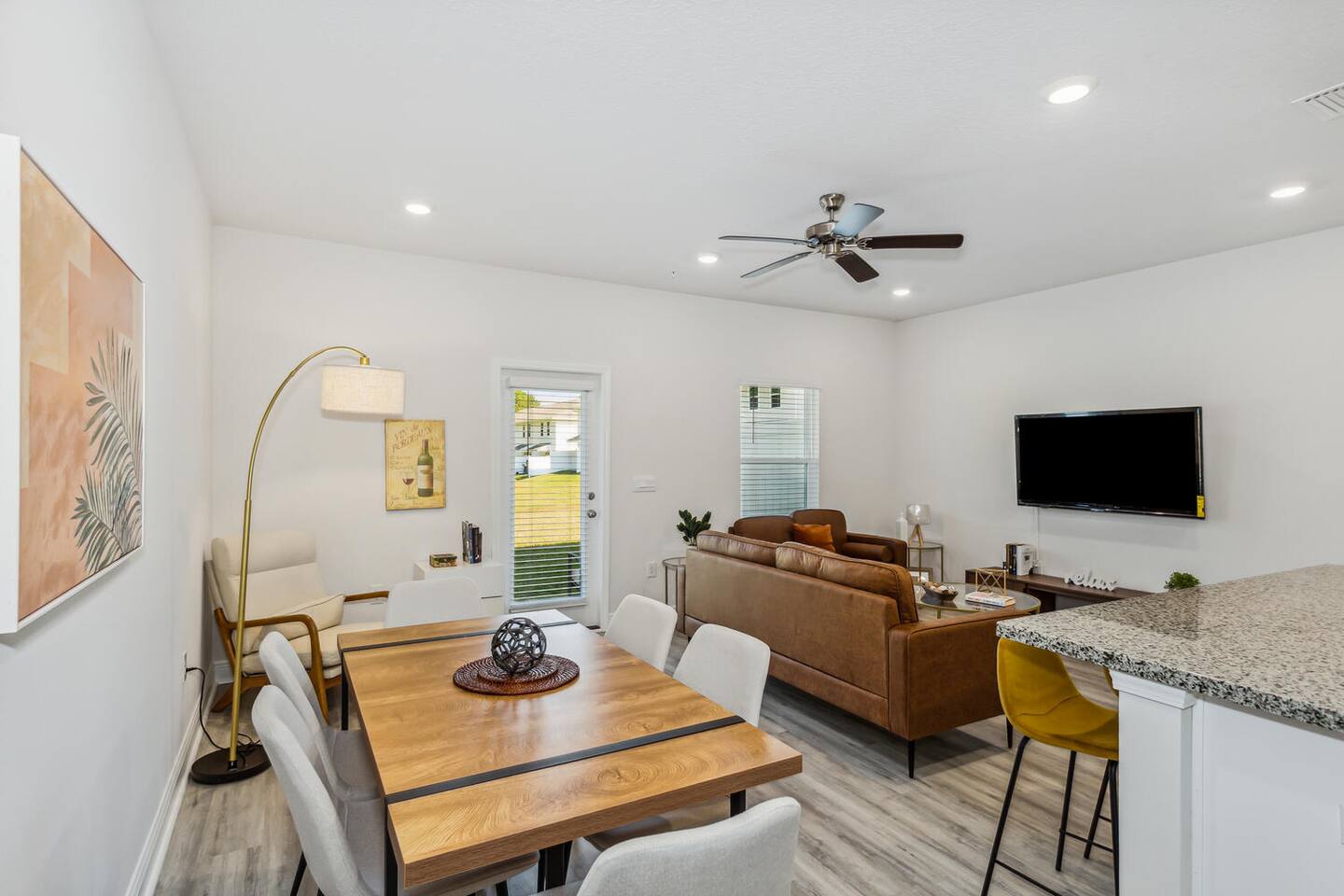 New Home near UWF & PNS Beach!