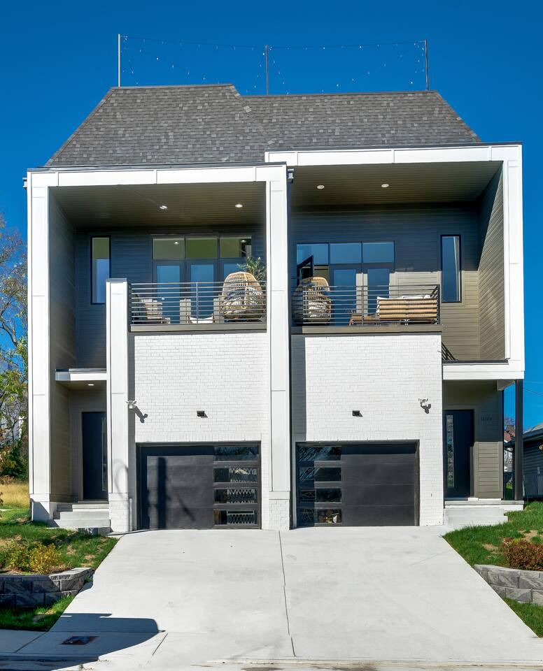 360° Rooftop Terrace, SkylineViews, Chefs Kitchen