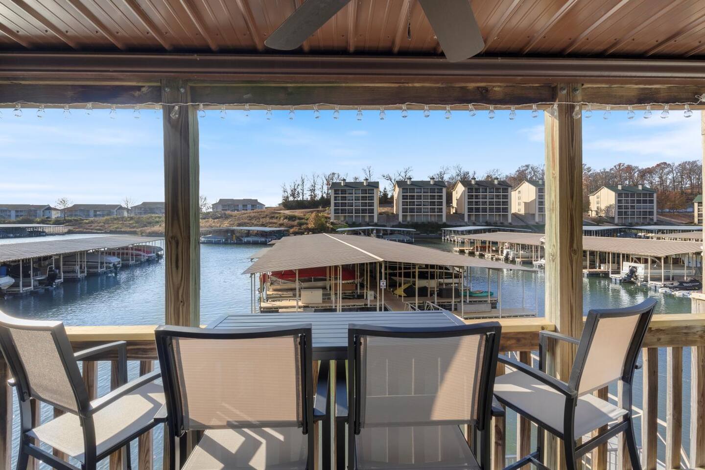 5 Star*Fireplace*Indoor Pool/Hot Tub*Heated Patio — Village of Four Seasons — vacation rental