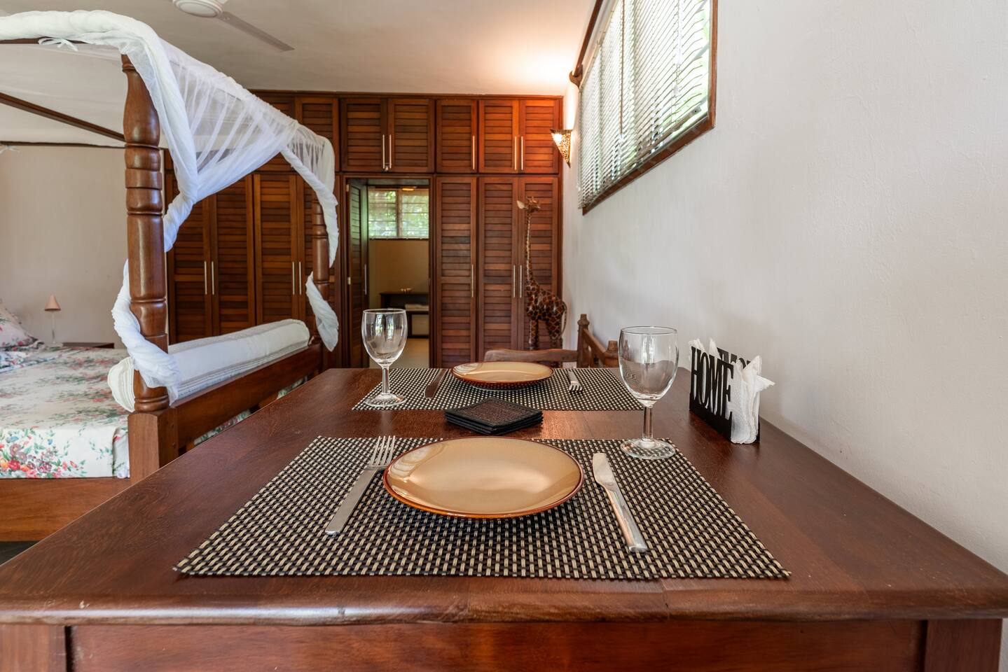 Diani Beach - luxury studio with pool & garden by El Mufasa