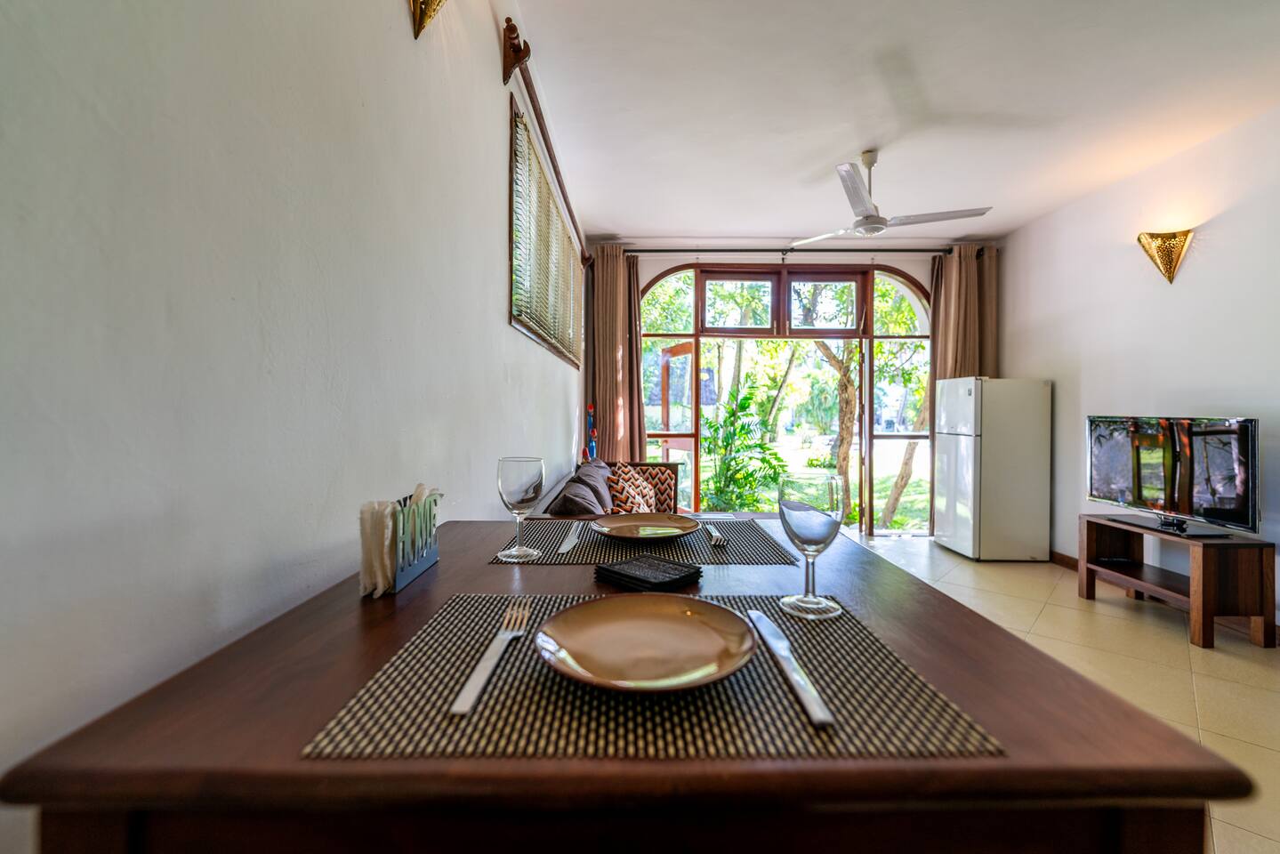 Diani Beach - luxury studio with pool & garden by El Mufasa