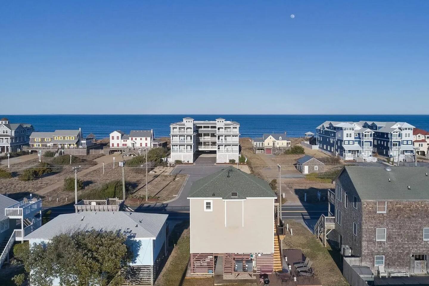 Ocean Views | 2nd Row OBX Retreat | Sleeps 10