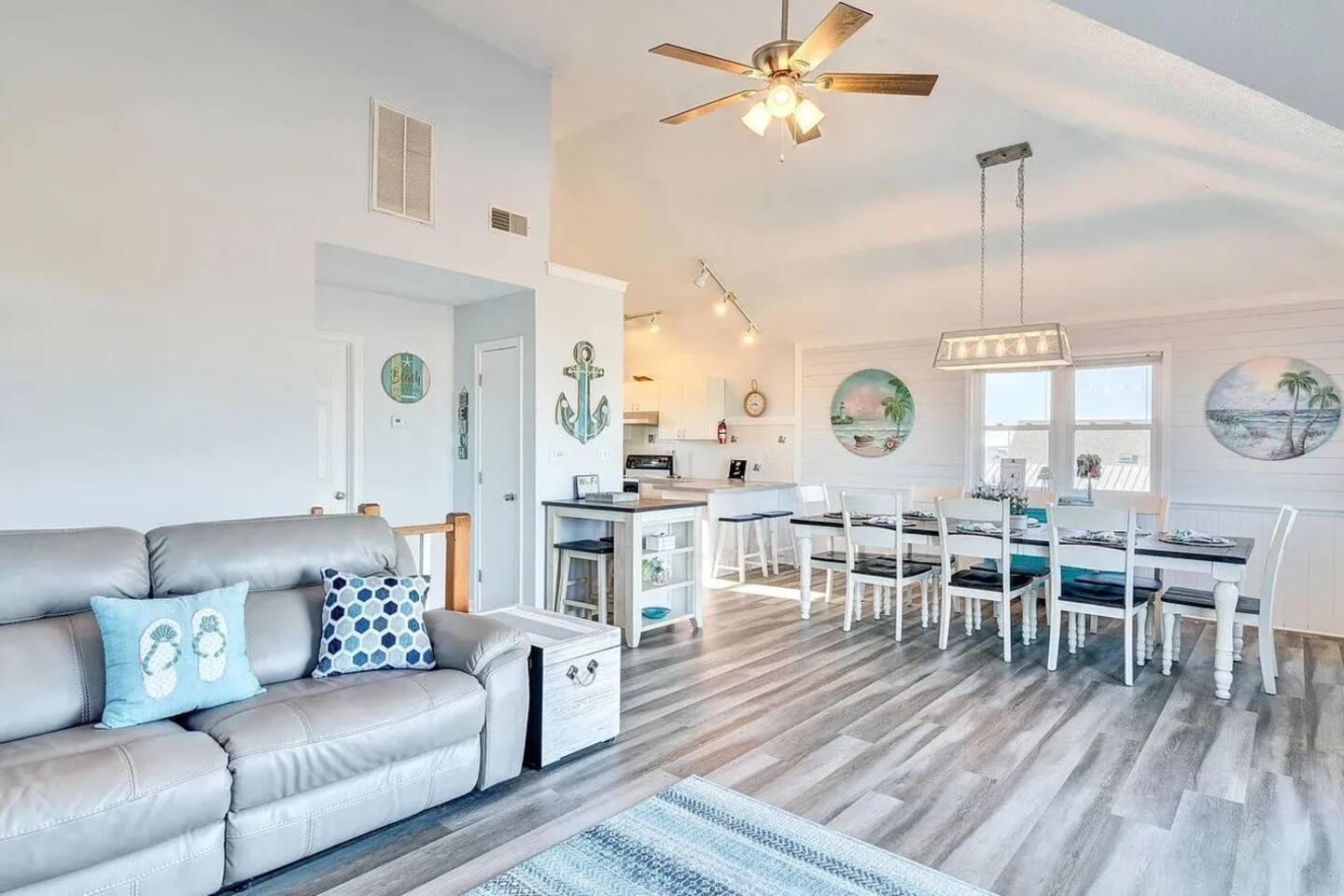 Ocean Views | 2nd Row OBX Retreat | Sleeps 10