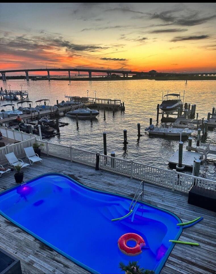 Miami Vice Ocean City- 5BR | Seasonal Private Pool | Views