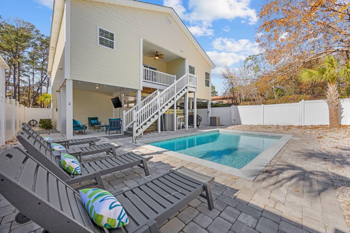 Private Heated Saltwater Pool & Golf Cart