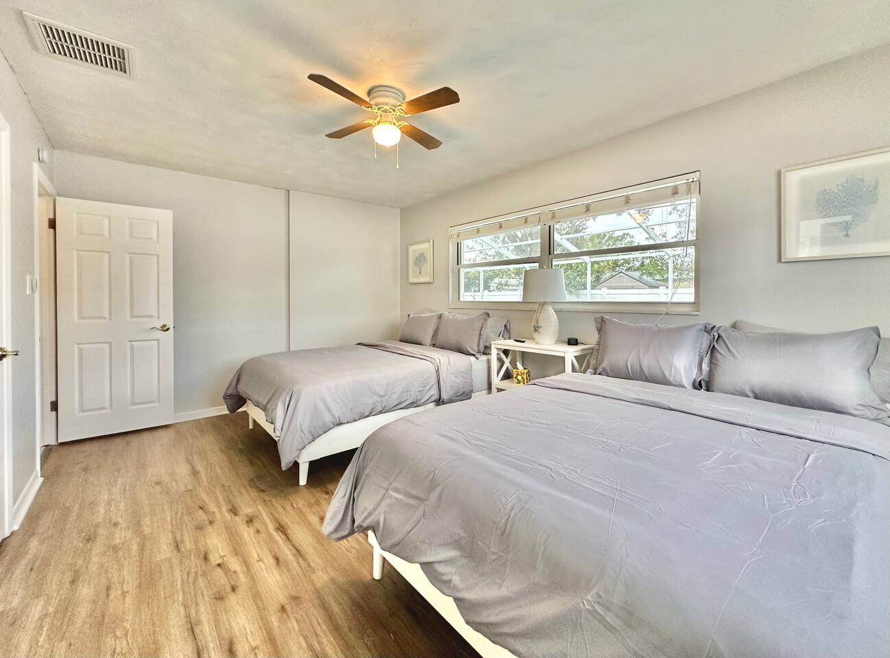 !HUGE *HEATED POOL/LANAI* EV CHARGER*BBQ-CORNHOLE!