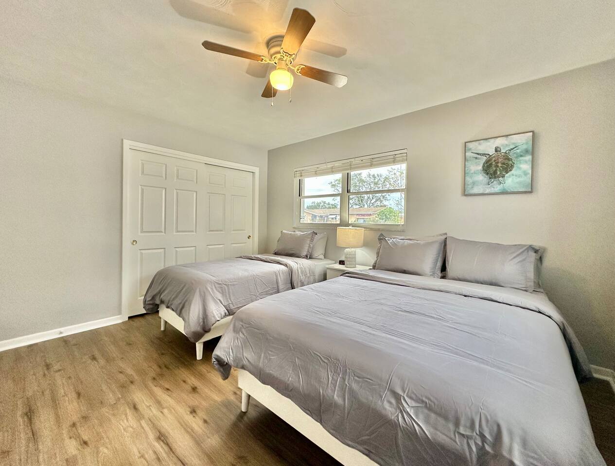 !HUGE *HEATED POOL/LANAI* EV CHARGER*BBQ-CORNHOLE!