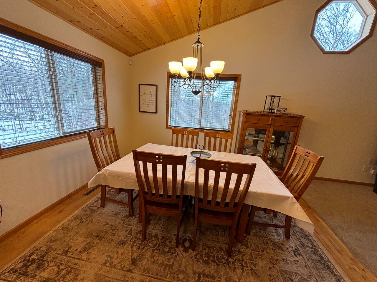 Tranquil Country Getaway-fitness space+near lakes