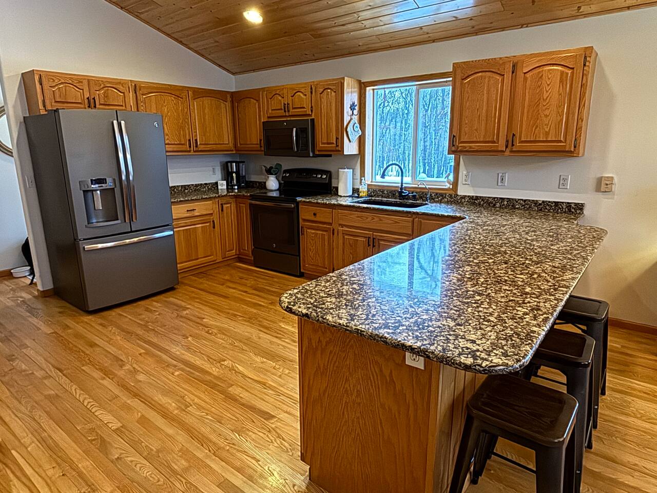 Tranquil Country Getaway-fitness space+near lakes