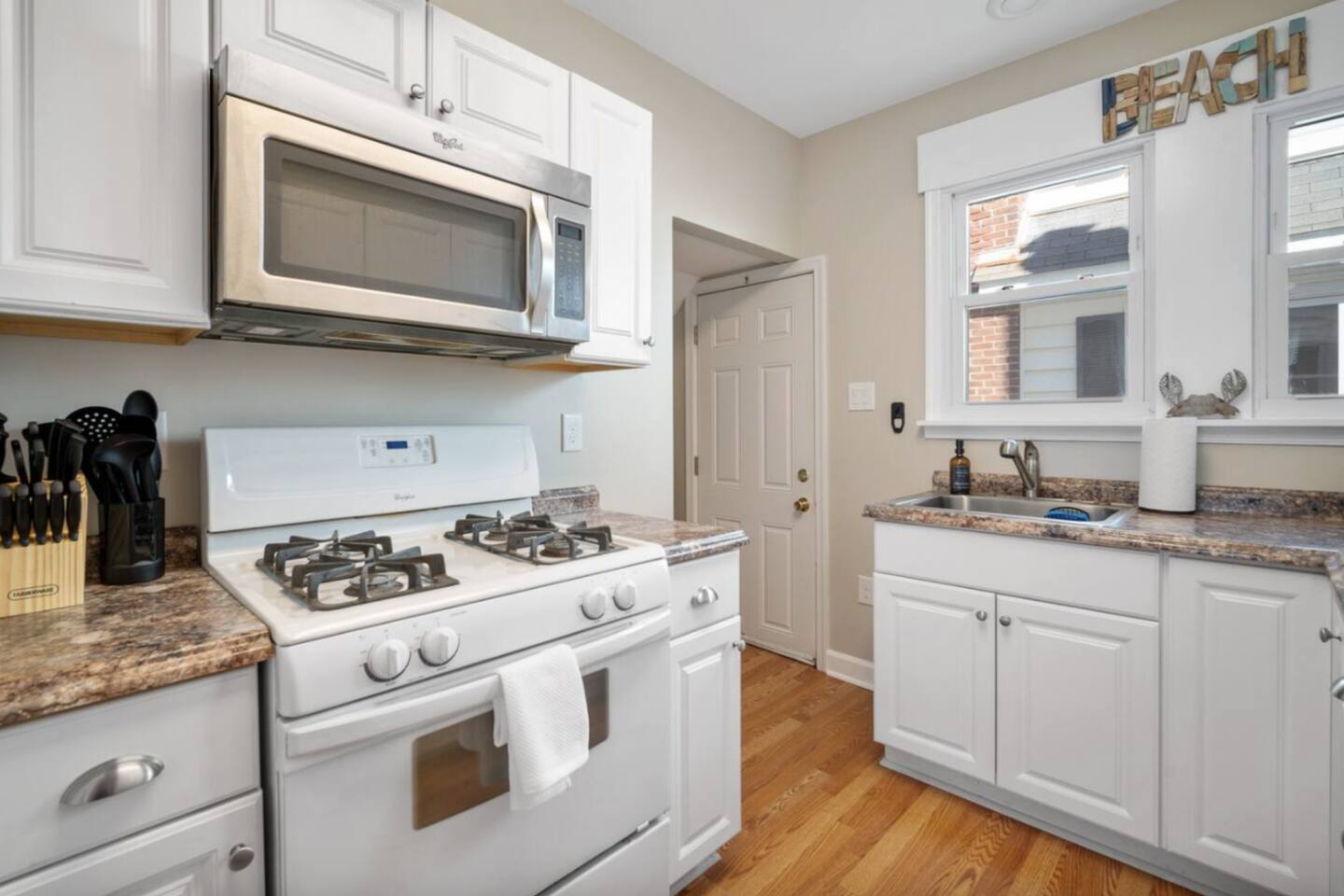 Salt Life Retreat Unit A-2BR/2BA, Heart of Margate