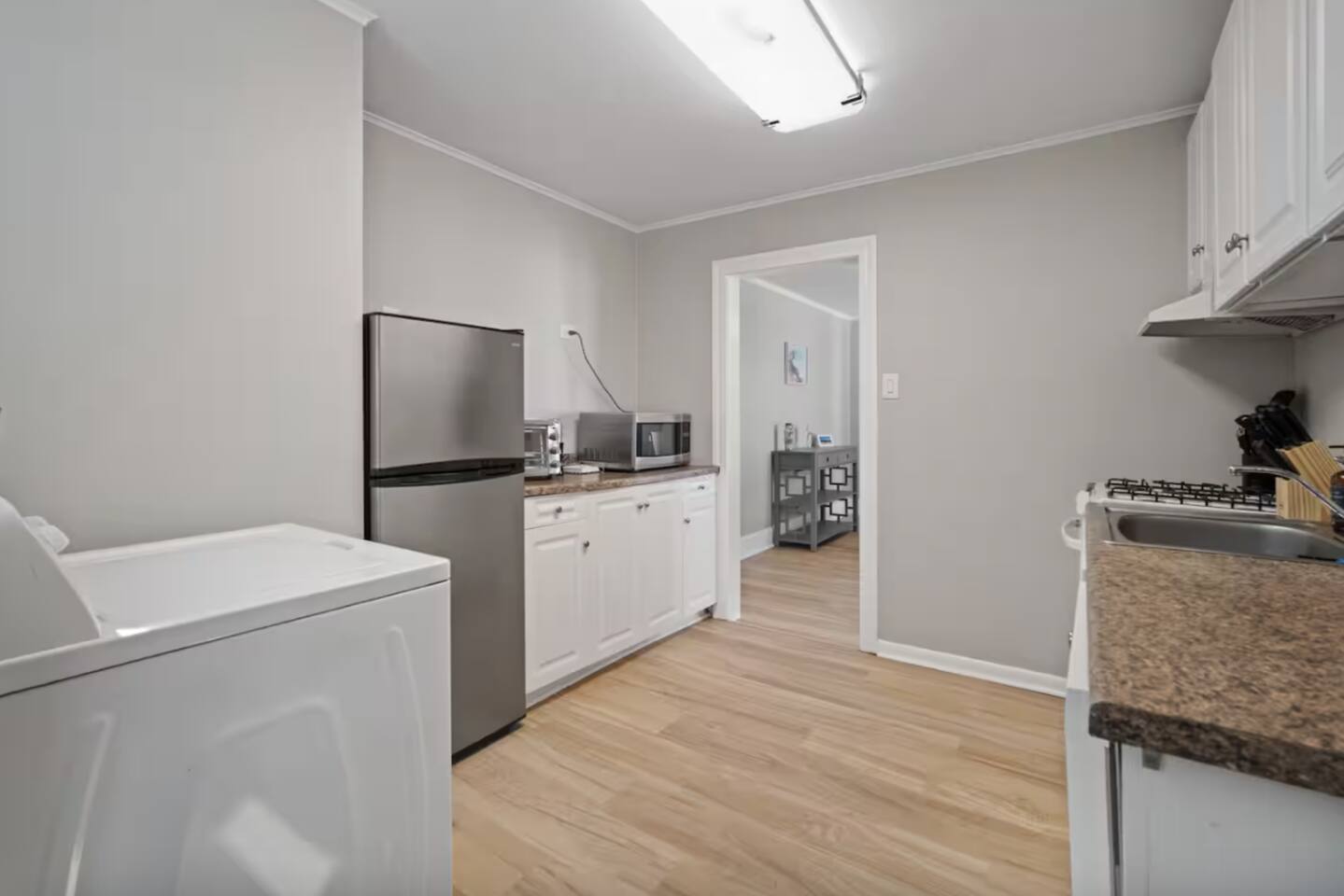 Salt Life Retreat Unit B- 2BR/1BA,Heart of Margate